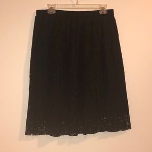 LACE BLACK SKIRT!